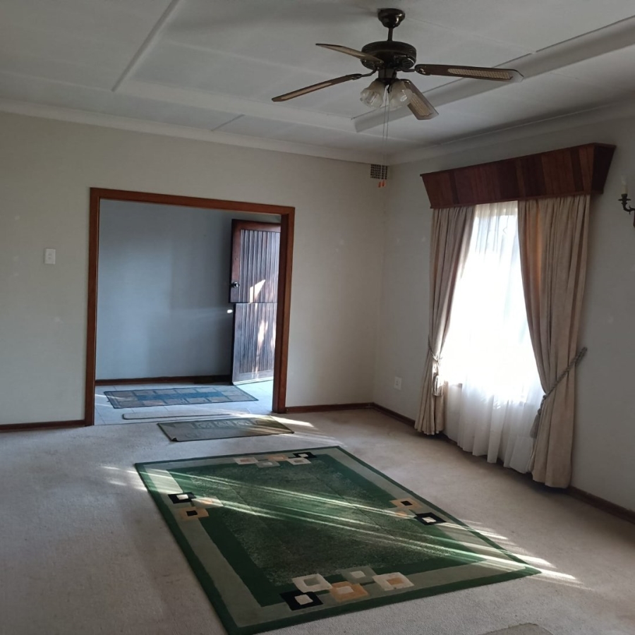 3 Bedroom Property for Sale in Wilkoppies North West